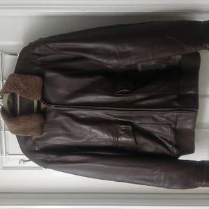 ROUNDTREE and YORKE LEATHER JACKET